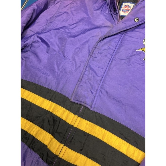 Minnesota Vikings Game Day /Logo 7 purple puffer hooded Jacket Large 14-16 Youth - Picture 10 of 16